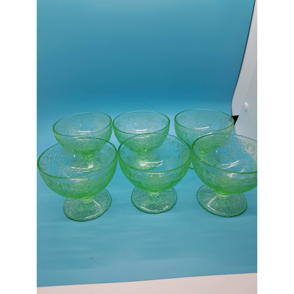 Set of 6 Vintage Green Vaseline glass dessert dishes